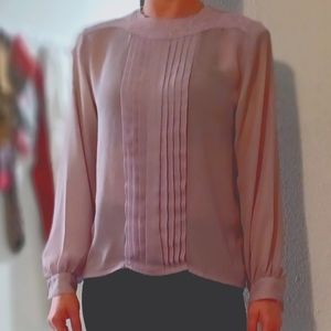 Vintage, soft purple, classy, old skewl, timeless blouse, says size 10..